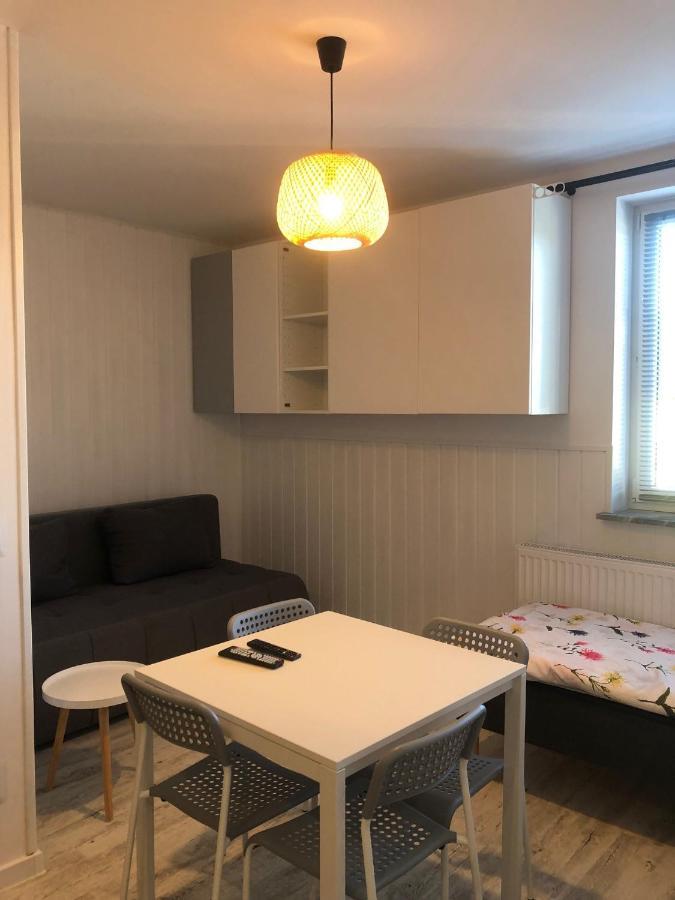 Pokoje Goscinne U Znajomej Ujście-Darłowskie Exterior photo